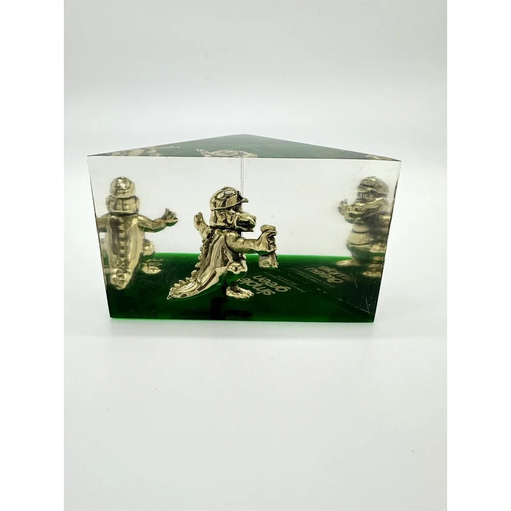 Rare SIMPLE GREEN EGBAR the Alligator Lucite Paperweight Collectible